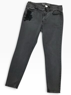 White House Black Market Women's Black Jeans with Embellishment Size 8 EUC